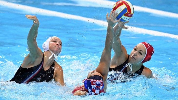 Hrvatske vaterpolistice otvorile nastup na Europskom prvenstvu očekivanim porazom