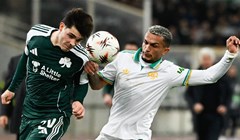 Roma na mala vrata s igračem manje izborila remi i osmo mjesto Europske lige