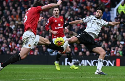 Manchester United do treće pobjede zaredom, Aston Villa izgubila s igračem više