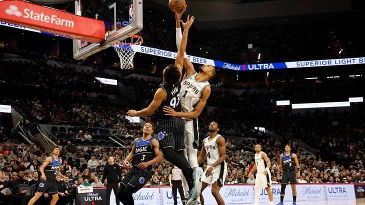 Spursi svladali oslabljeni Thunder, Matkoviću poraz u produžetku kod Bucksa, Zubac preskočio Cavse