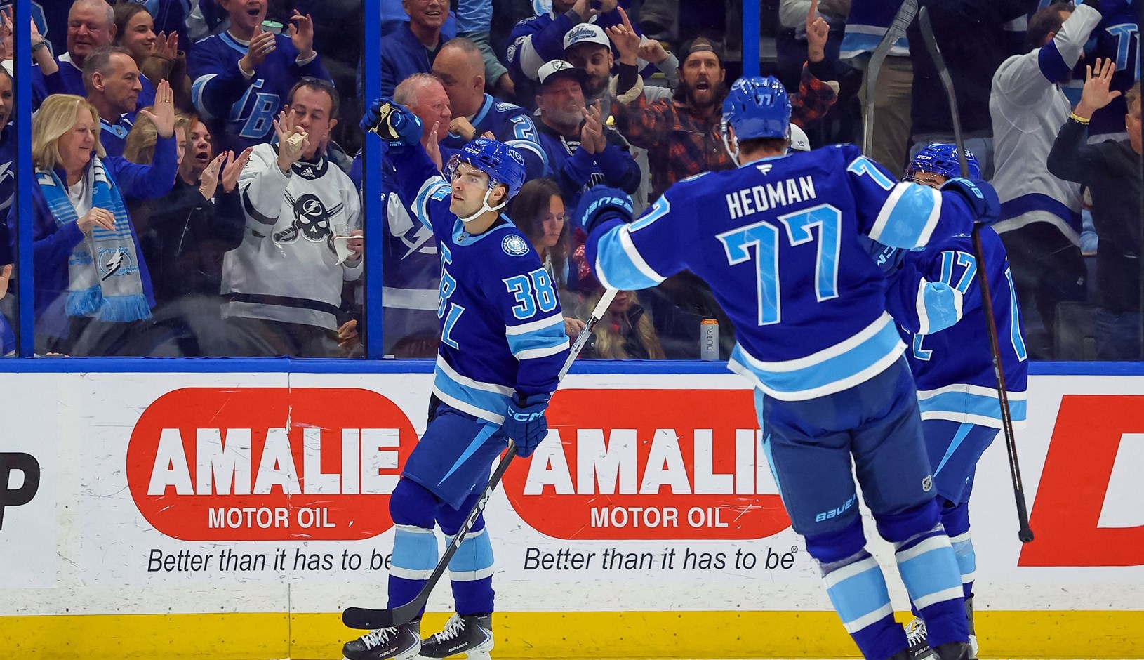 NHL: Aktualni prvak teško stradao kod Lightninga, Hurricanesi slavili u New Yorku