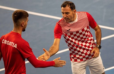 Prižmić proradio nakon prvog seta, pomeo Danca i izjednačio za kraj prvog dana Davis Cupa