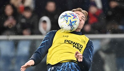 Napoli u zadnjim trenucima utakmice s desetoricom slomio Genou i uzeo ogromna tri boda