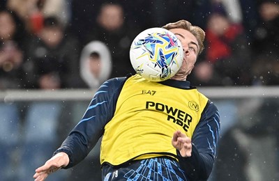 Napoli u zadnjim trenucima utakmice s desetoricom slomio Genou i uzeo ogromna tri boda