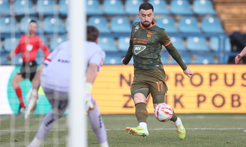 Osijek ostaje zakucan za dno, Varaždin nastavio pobjednički niz i došao odmah iza Hajduka