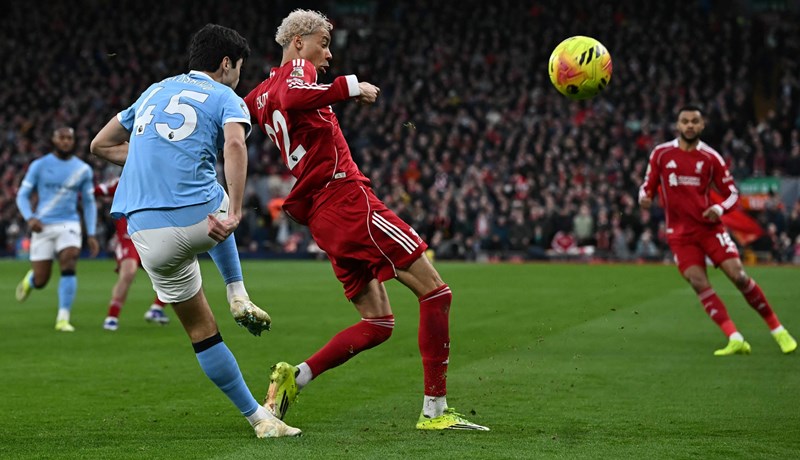 Ludnica na Anfieldu, Liverpool poveo 'bombom' Szoboszlaija, City preokrenuo u završnici