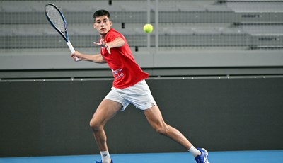 Polovičan učinak hrvatskih tenisača na Tenerifima, Mikrut slavio u tri seta, uvjerljiv poraz Dodiga