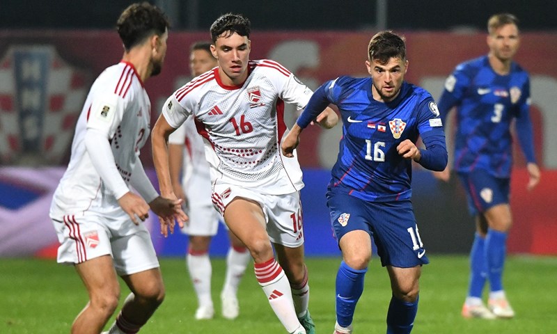 [U TIJEKU] Smolčić izborio kazneni udarac, Baturina ga pretvorio u vodstvo u gostima kod Napolija