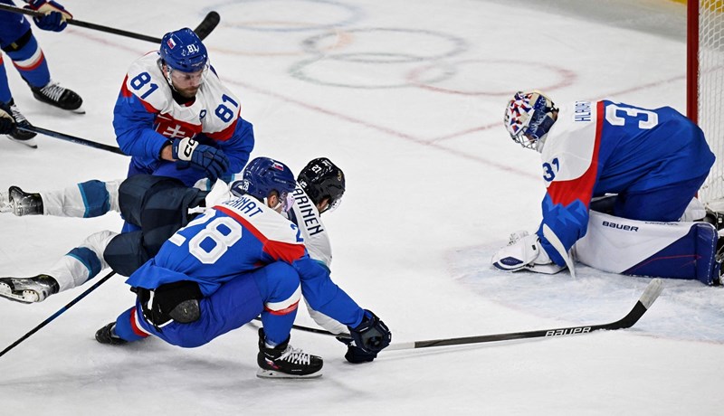 Slovaci šokirali Fince na početku hokejaškog turnira, briljirao AHL vratar Samuel Hlavaj