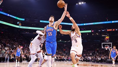 Sjajna večer Thundera u Phoenixu, Knicksi ponizili Sixerse, Matkoviću skroman učinak u novom porazu