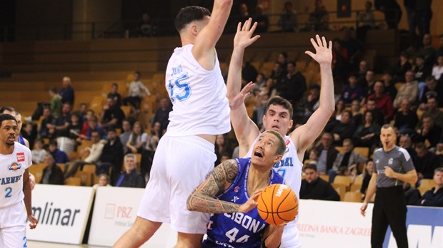 Cibona prekinula seriju poraza u Rijeci, Dubrovnik nakon dva produžetka slavio kod Dubrave