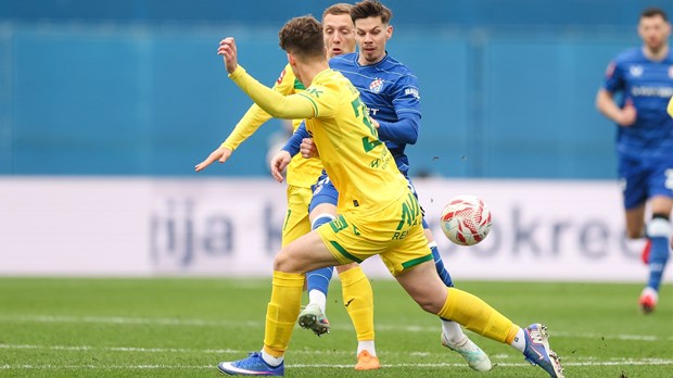 Krasna asistencija Stojkovića za pogodak Zajca i tri gola prednosti