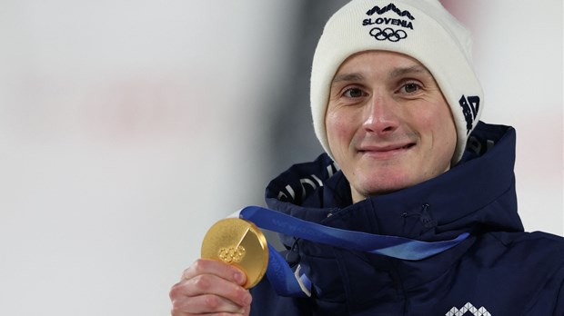 Tko visoko leti - vjerojatno se preziva Prevc