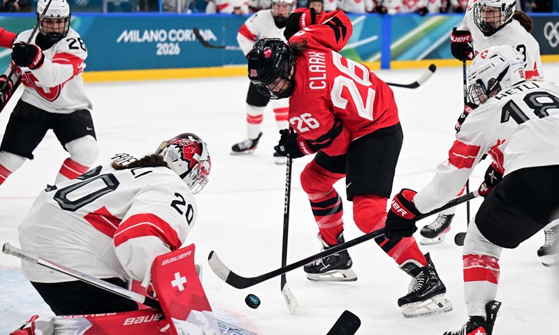 Očekivano finale u ženskom hokeju na ZOI: Kanada i SAD osmi uzastopni put za zlato