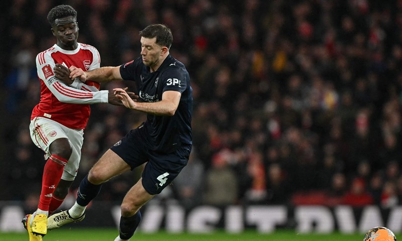 Arsenal potvrdio produženje suradnje s Bukayom Sakom koji je potpisao do ljeta 2031. godine