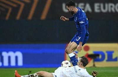 [UŽIVO] Genk iz prva dva udarca na gol stigao do vodstva, Dinamo smanjio u završnici prvog dijela!