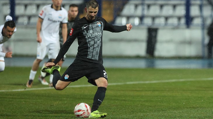 Puljić u završnici prvog dijela iz kaznenog udarca smanjio zaostatak Vukovaraca