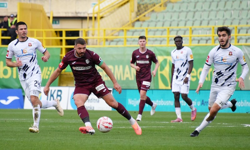 Radošević: 'Imamo pravac kojeg se moramo držati i ne smijemo previše iskakati iz tračnica'