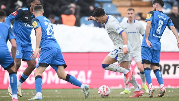 Bakrar vrlo brzo novim pogotkom podiže prednost Dinama na plus tri