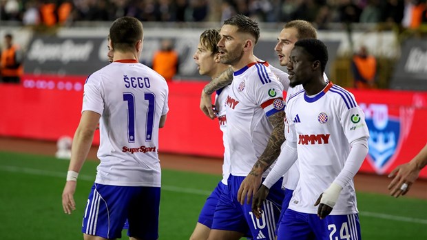 Hajduk slavio protiv Rijeke u nervoznom dvoboju s gotovo više isključenja nego prilika