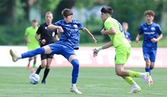 Mladi Dinamov reprezentativac stavio potpis na višegodišnji profesionalni ugovor