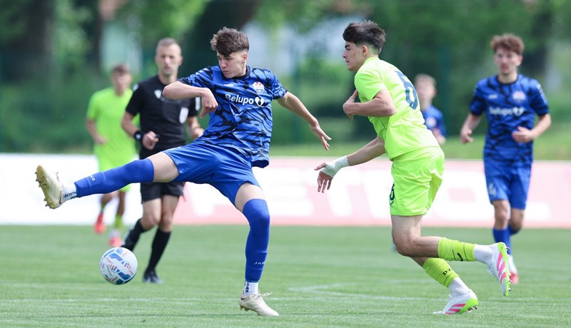 Mladi Dinamov reprezentativac stavio potpis na višegodišnji profesionalni ugovor