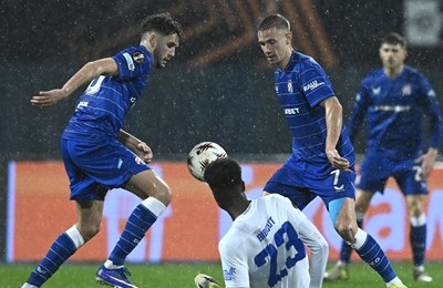 Dinamo u pohodu na preokret, Plavi hvataju dva gola zaostatka protiv Genka u gostima