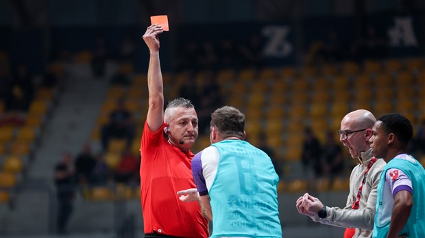 Isključenje Tonija Jelavića protiv Futsal Dinama, drugi žuti karton dobio je zbog rasprave