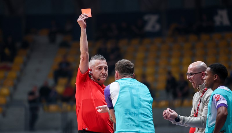 Isključenje Tonija Jelavića protiv Futsal Dinama, drugi žuti karton dobio je zbog rasprave