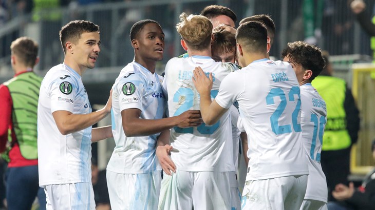 Stigle početne postave, Sanchez nije iznenadio s udarnih 11