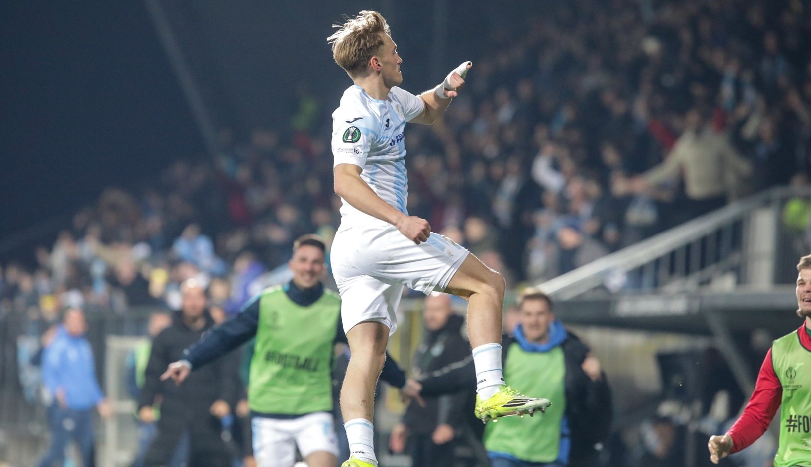 Rijeka maestralnim drugim poluvremenom izbacila Omoniju i prošla u osminu finala!