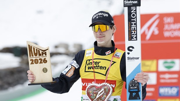 Domen Prevc nedodirljiv u Kulmu, za metar i pol nadmašio je bratov rekord