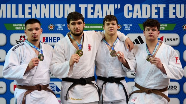 Vujica brončani na Europskom kadetskom kupu u Poreču, jedini poraz nanio mu je zlatni Gruzijac