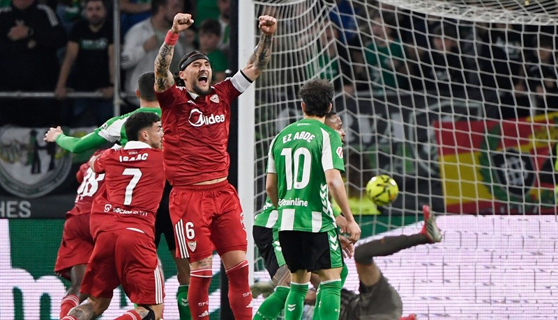 Vrhunski derbi na La Cartuji, Sevilla nadoknadila dva gola zaostatka i izvukla remi protiv Betisa