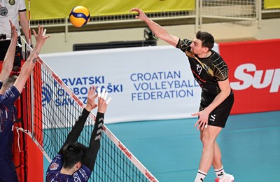 Mladostaši ostaju stopostotni, Osječanke slavile u četiri seta