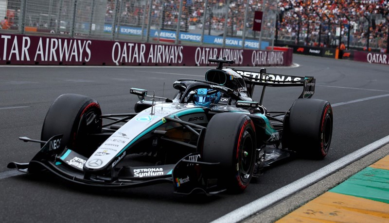 Mercedes dominirao, Russell slavio u prvoj ovosezonskoj utrci, Verstappen došao do šestog mjesta