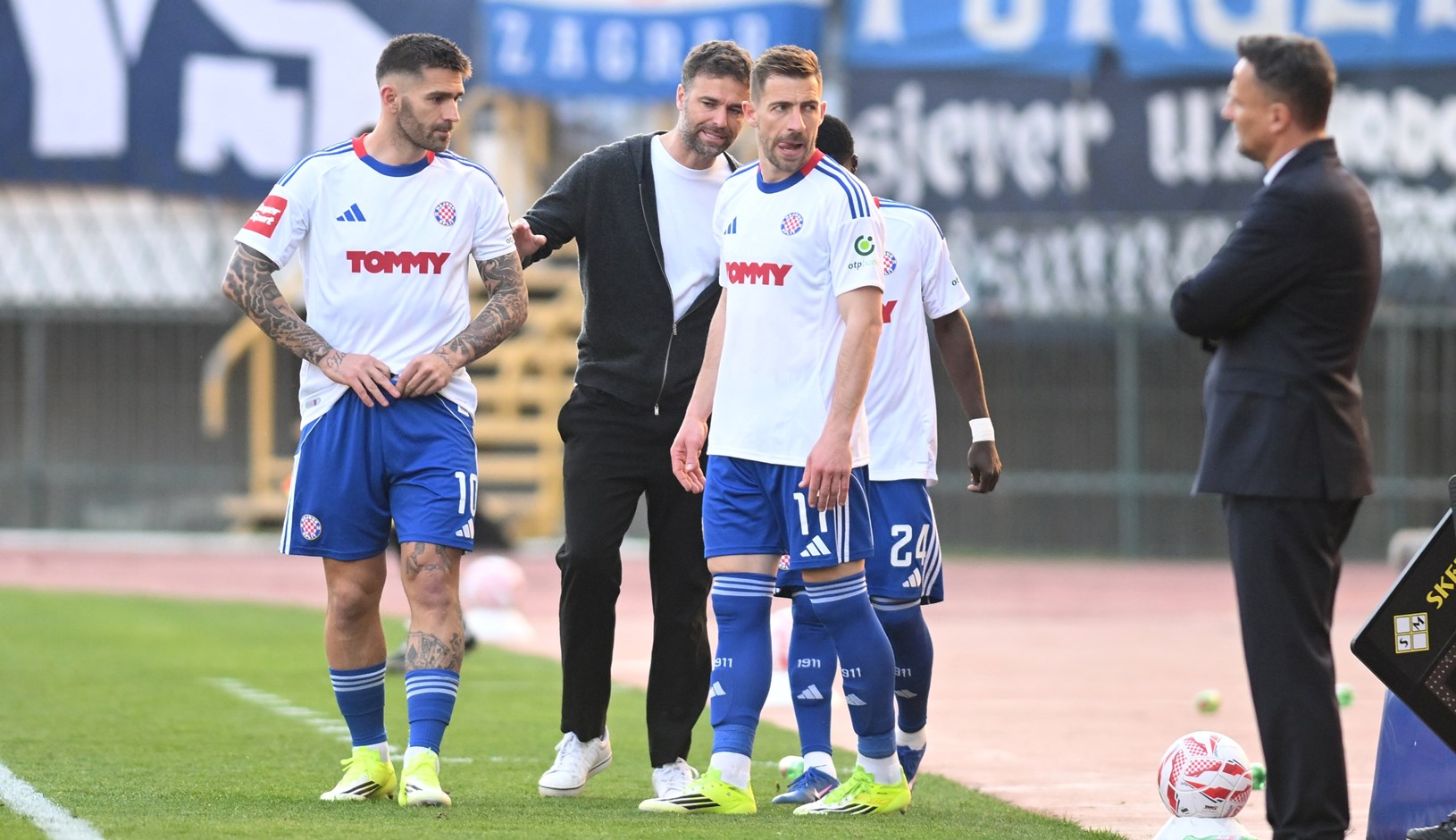 Emocije na tribine, trezvene glave u urede