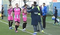 Lokosi poveli iz svog prvog konkretnog pokušaja prema domaćem golu