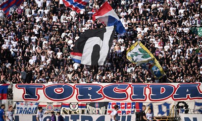 Oglasila se Torcida: 'Dok vi lažete, kalkulirate i vijećate, u Splitu strpljenja nestaje'