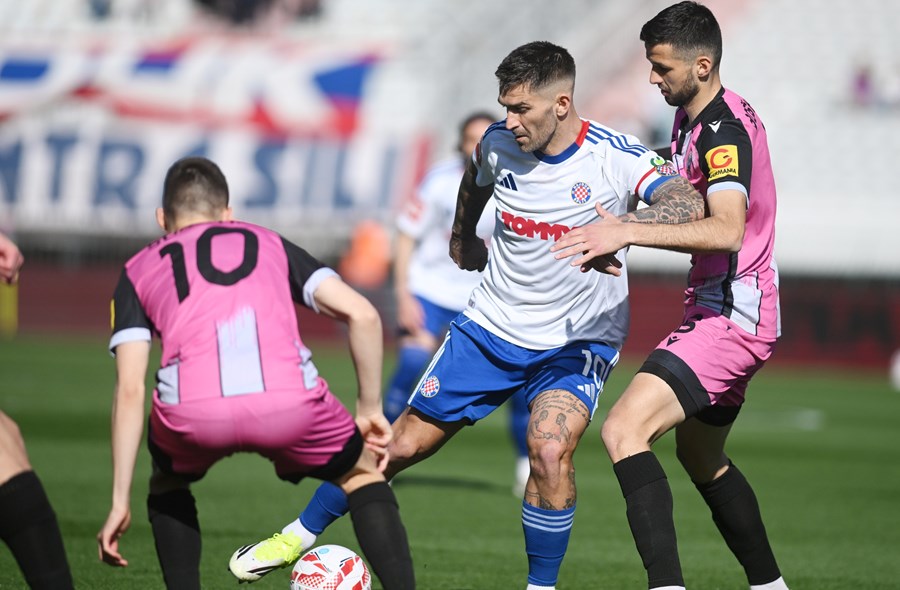 Livajin 100. pogodak, Posavec radio čuda, Lokomotiva ipak bez bodova