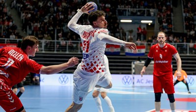 Hrvatski rukometaši u drugom poluvremenu nadigrali i visoko porazili Švicarce