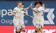 Hoxha, Beljo, Stojković - lopta je četvrti put u mreži Posavca