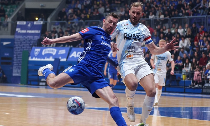 Futsal Dinamo - MNK Rijeka 4:1: Modrima velika prednost nakon prve utakmice finala HMNK