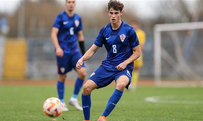 Dinamo II dobro krenuo, ali Tottenham preokretom do pobjede
