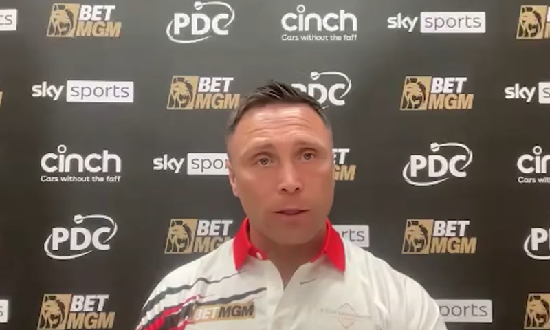 Price nakon poraza napao organizatore Premier League Dartsa: 'Možda bi bilo lakše igrati na plaži'