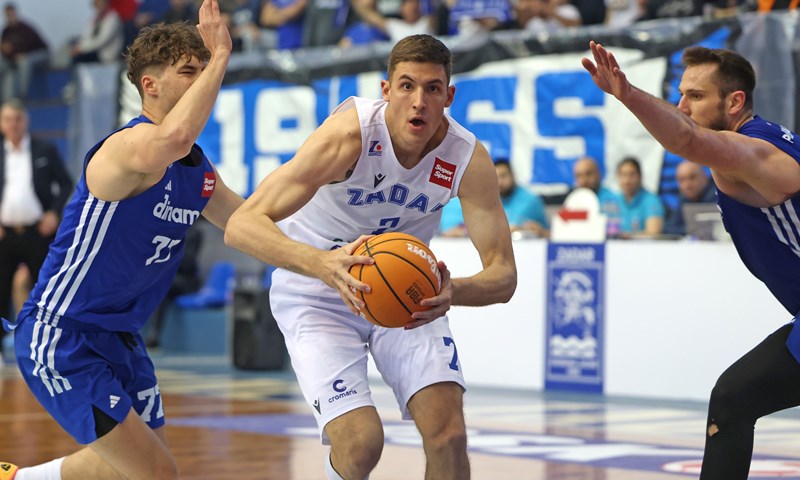 Zadar uvjerljivo poražen u Beogradu, FMP-u prednost u borbi za doigravanje