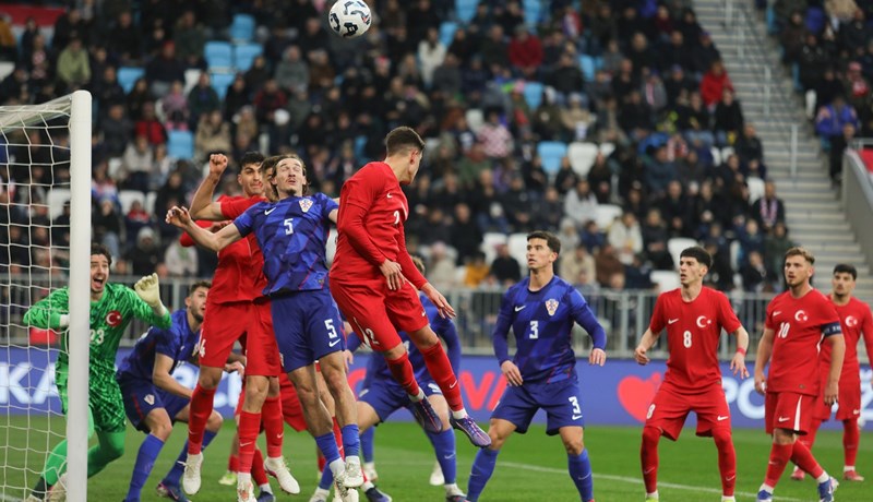 Hrvatska - Turska 3:0: Olićevi izabranici glatko do pobjede, nervoznim gostima čak tri crvena kartona
