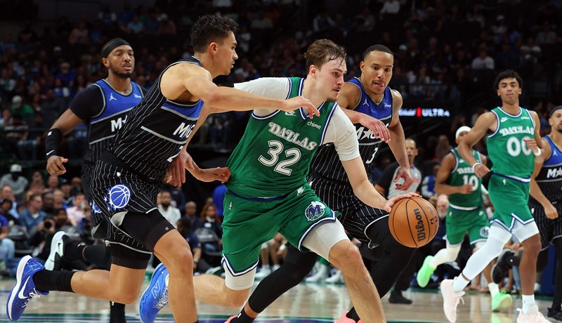 Cooper Flagg postavio rekord kao prvi tinejdžer s 51 poenom u NBA utakmici