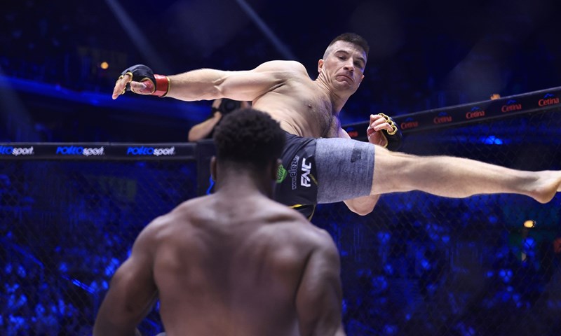 FNC 29 UŽIVO: Matej Batinić i Ivan Sičaja u Stožicama brane pojaseve