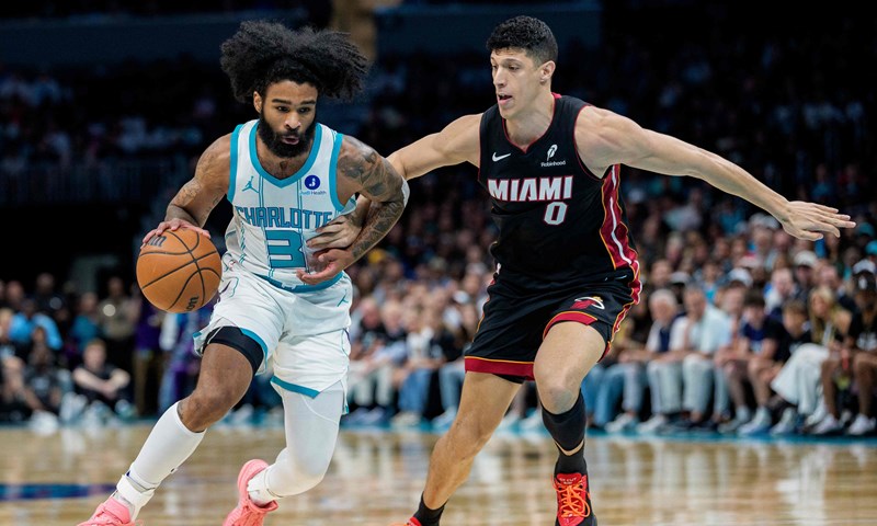 Hornetsi u dramatičnoj završnici došli na korak do doigravanja, Blazersi izborili okršaj sa Spursima